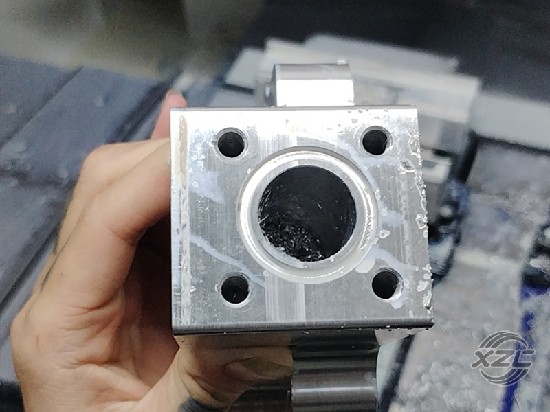 汽车精密件定制